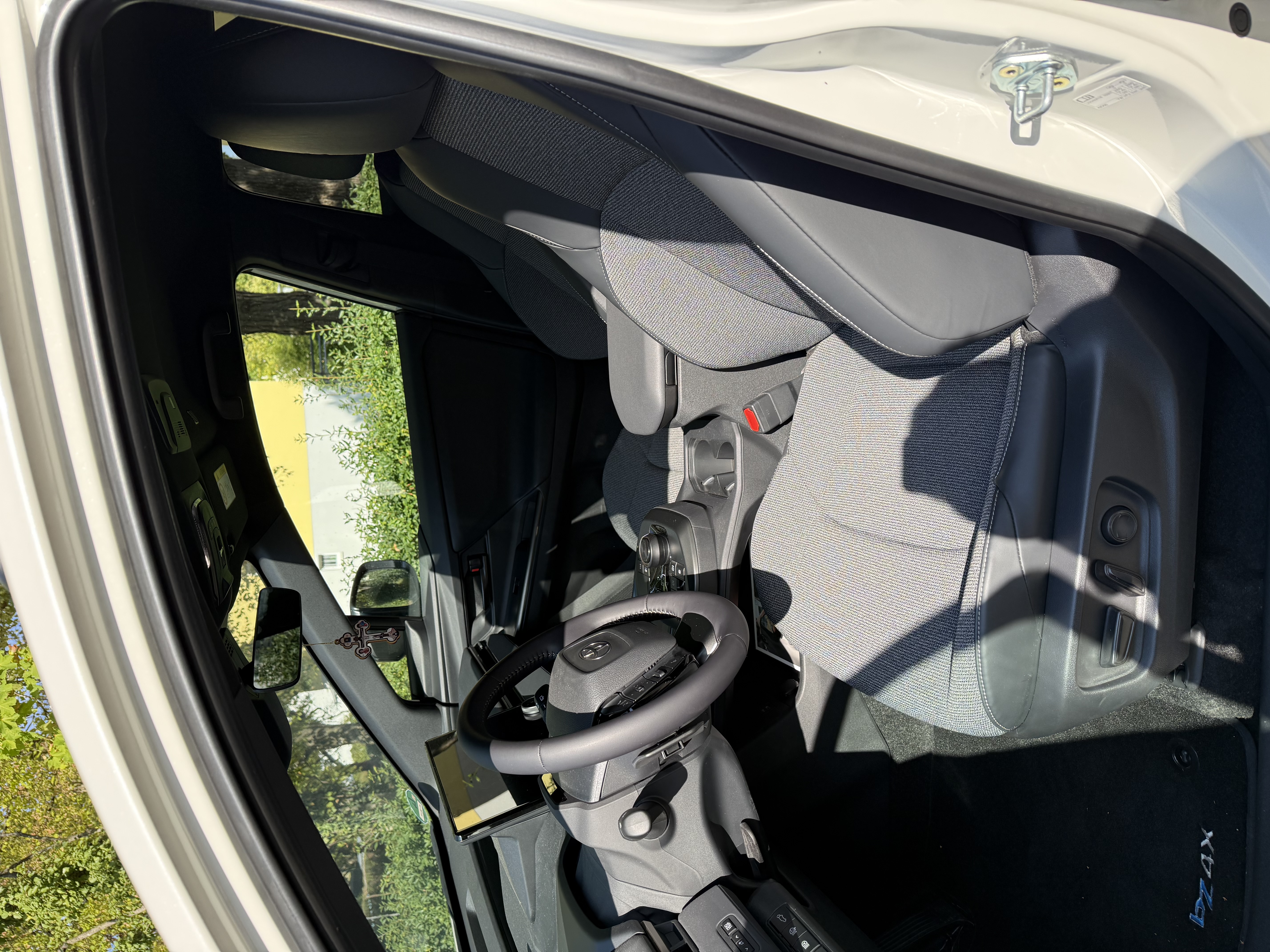 Toyota bZ4X – Bild 5